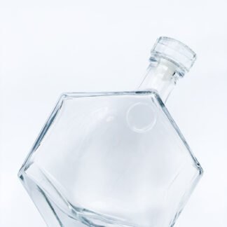 FLAŠA SA ČEPOM HEKSAGONAL 700ml